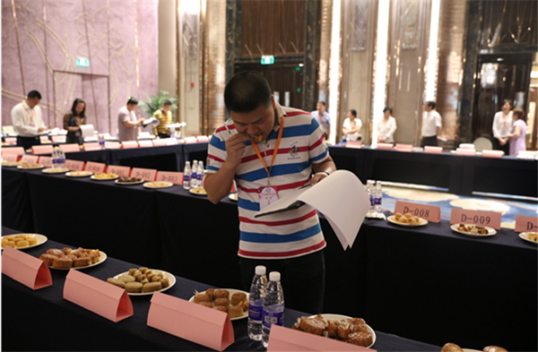 2017年中国月饼文化节在昆明举办2017年中国月饼文化节在昆明举办