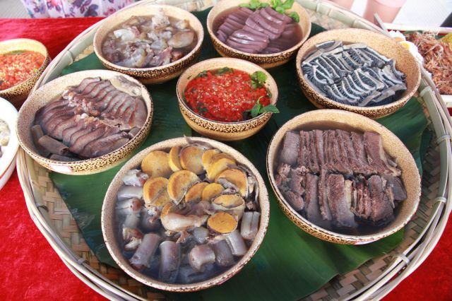 新平斗牛