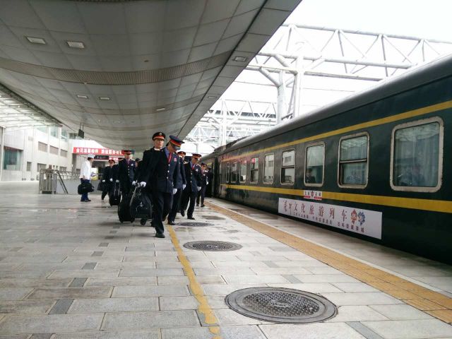 腾冲号文化旅游列车