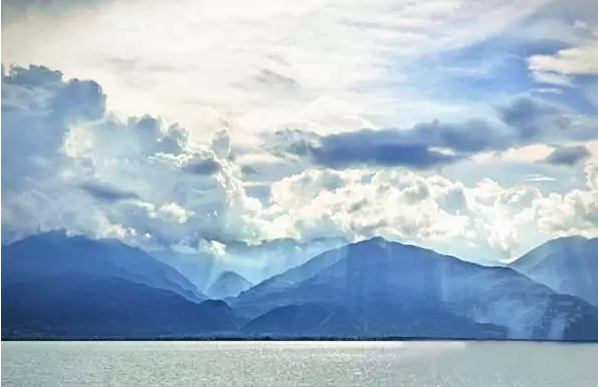 洱海
