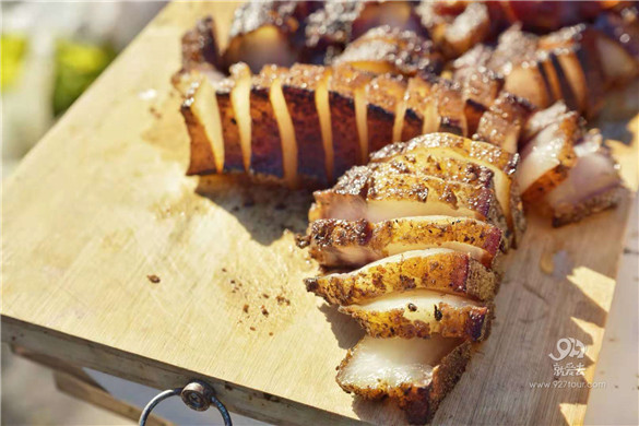 76桌美味,900余道特色菜肴,这里上演真正的美食大片《风味红河》