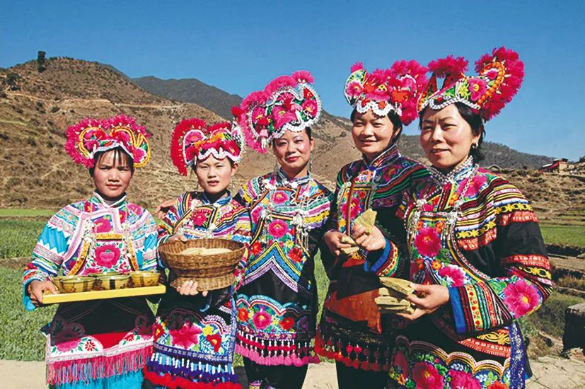 西南中国納西族・彝族の民俗文化 西南中国納西族・彝族の民俗文化