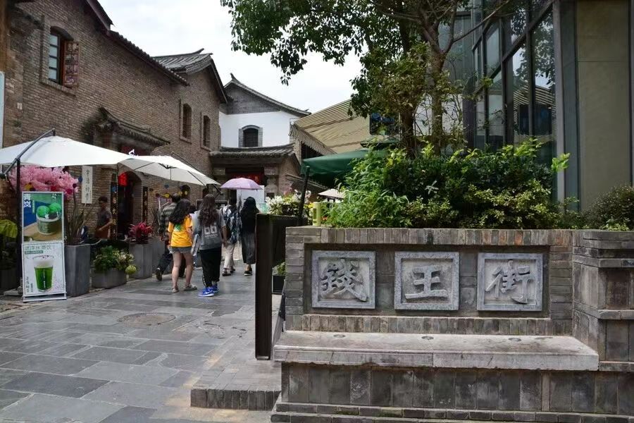 正在上传...