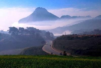 普洱山