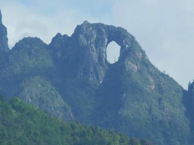 福贡县