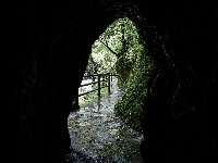 新平石门峡