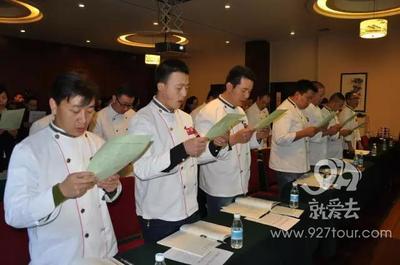 万丰小锅米线事件后……他们给全云南餐饮业写了一封信，请亲启！