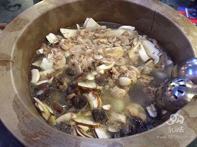 如果你认为鱼肉只能煎炸油蒸？那是因为你没来过云南吃鱼......