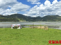 【就爱去香格里拉】一半海水一半草原  高原景色令人着迷