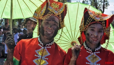 嗨翻夏天，玩转普者黑，这个夏天一起去“抹花脸”