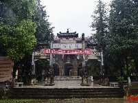 逛一圈龙泉寺 修一次清净之心