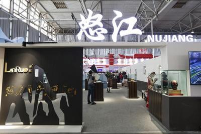 七彩云南“七彩玉”，怒江展区携美玉亮相文博会