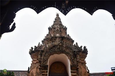 泰国南邦府菩叻南邦銮寺(Wat Phrathat Lampang Luang）