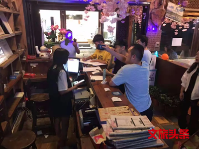 大理警方开展暑期“双创”行动，“白+黑”工作模式营造良好旅游环境