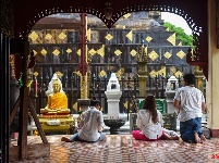 泰国南邦府菩叻南邦銮寺(Wat Phrathat Lampang Luang）