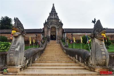 泰国南邦府菩叻南邦銮寺(Wat Phrathat Lampang Luang）