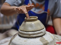 泰国南邦府第一家鸡公碗陶瓷厂--塔那磨里陶瓷博物馆