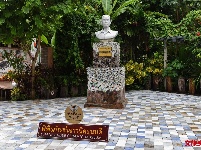泰国南邦府第一家鸡公碗陶瓷厂--塔那磨里陶瓷博物馆