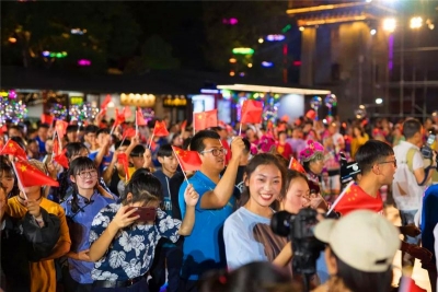 放大招啦！国庆期间彝人古镇活动超多超精彩，记得去打卡~