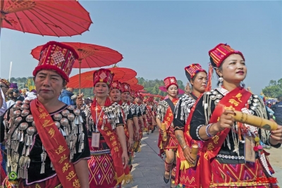 【就爱去德宏】目瑙纵歌 万人狂欢