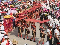 【就爱去德宏】目瑙纵歌 万人狂欢