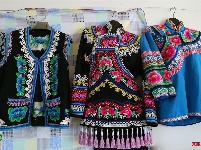 【就爱去楚雄】彝绣 穿在身上的民族文化