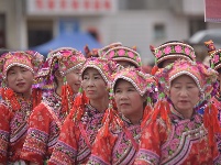 【就爱去新平】热热闹闹的扬武烟盒舞文化节