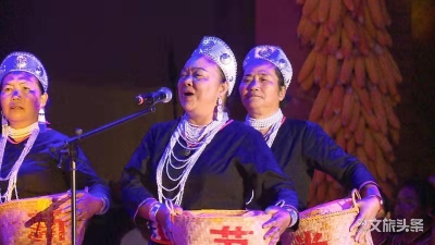 “火塘酒歌”展示临沧佤族原生态风情文化  