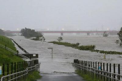 新干线列车被淹！台风“海贝思”重创日本，已造成11死126伤