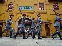 【就爱去昆明五华】云南陆军讲武堂 换岗表演展风姿