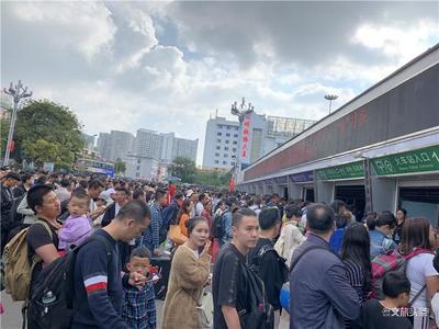 国庆黄金周  云南铁路多项运输数据刷新纪录
