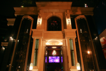 【云南餐饮名企献礼祖国】19年耕耘，茴香40家分店助力云南餐饮多业态发展