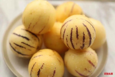 赶走“节后综合征”，不如来一口云南水果舒舒心，一口不够来四口！