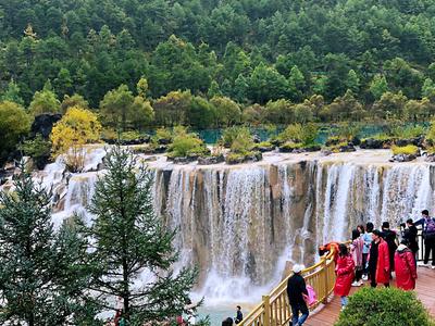 139.93万人次！丽江黄金周持续火爆 玉龙雪山接待量居全省景区首位
