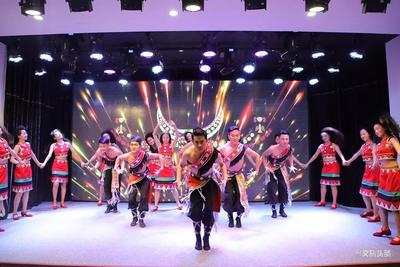 临沧市以民族文化为依托，开展多层次、多形式的文艺对外交流