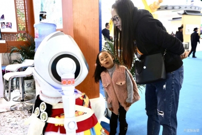 丽江古城旅交会上大秀“三美”