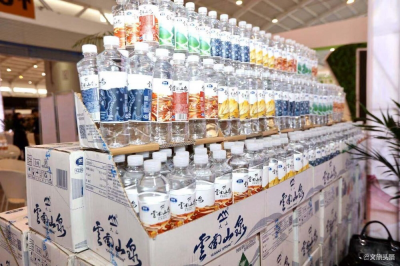 云南山泉新品首次亮相旅交会 讲述云南优秀风物民俗
