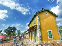 【就爱去蒙自】在碧色寨火车站感受“芳华”