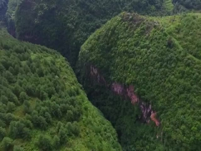 【就爱去会泽】会泽雨碌大地缝