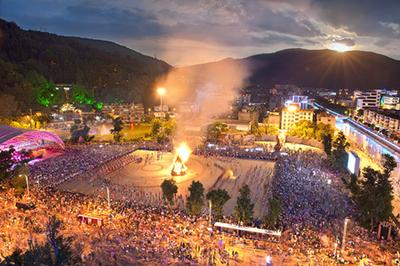 峨山县——中国第一个彝族自治县