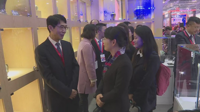 华宁县人民政府与中国美术学院手工艺术学院陶艺系签署战略合作框架协议