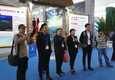 大理古城特色小镇：旅交会上向世界展示人文魅力