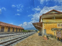 【就爱去蒙自】在碧色寨火车站感受“芳华”