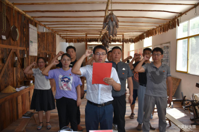 【不忘初心牢记使命·致敬榜样】把初心和使命镌刻在脱贫攻坚战场上，红河州文旅局致敬元阳县黄茅岭乡党委