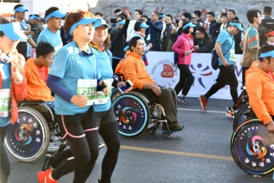 【精彩图集】跑出新高度，追梦彩云南，2019上合昆马鸣枪开跑！