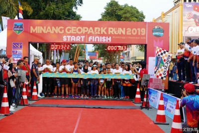 在奔跑中领略西苏门答腊的文旅魅力   2019 Minang Geopark Run 圆满完赛