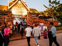 云南省旅游景区协会会员大会景区代表走进告庄西双景考察