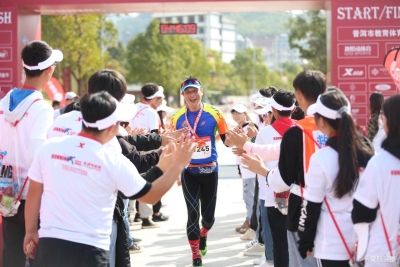 万众千里聚茶乡  满城畅跑庆鼠年 2019普洱马拉松成功举行