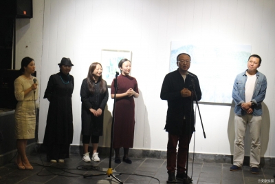 【图集】醒着做梦——白雪娟个展