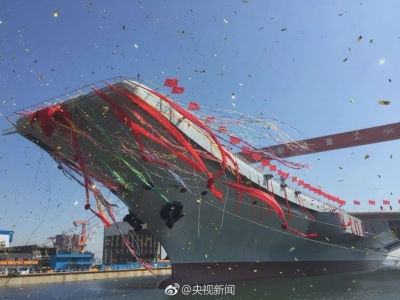 欢迎你，山东舰！中国第一艘国产航空母舰交付海军！
